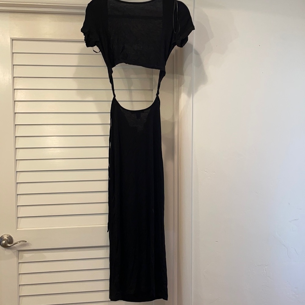 3/$10 Forever 21 maxi cut out dress